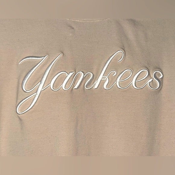 New York Yankees T-Shirt with 2009 World Series patch by New Era - Picture 7 of 7